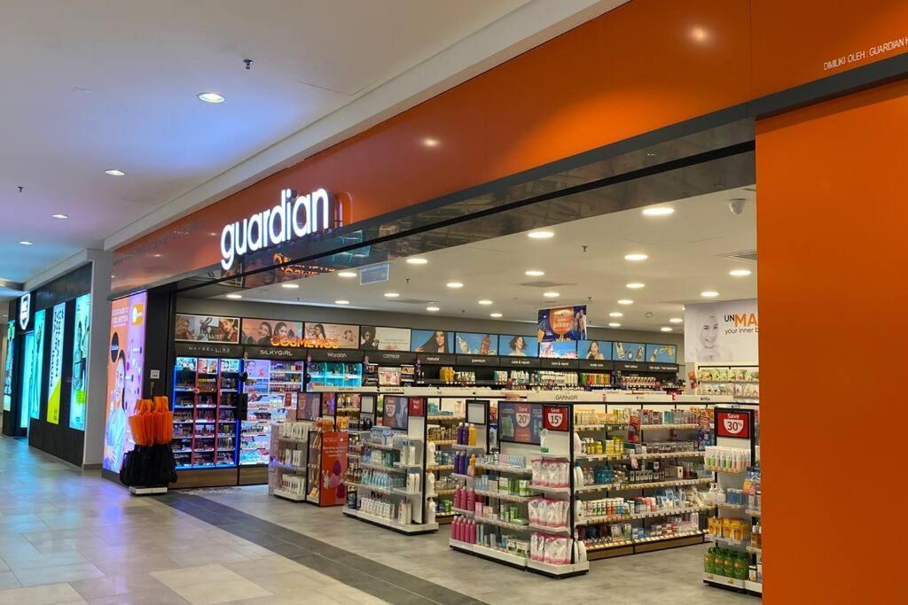 10Mins To Klcc W Lrt+Mall+Netflix Muji Urban Kuala Lumpur Exterior photo